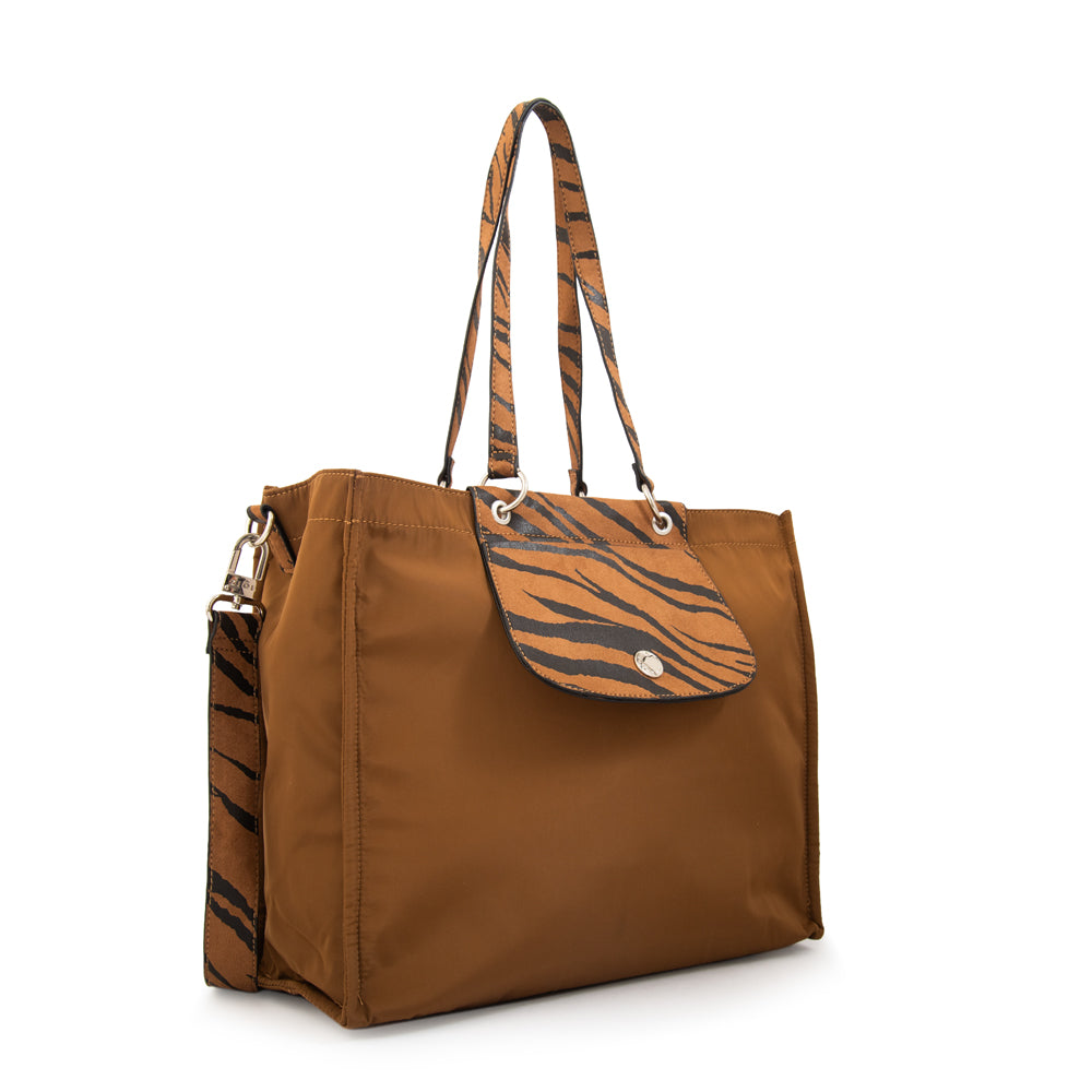 Cartera tote porta notebook simoneta camel