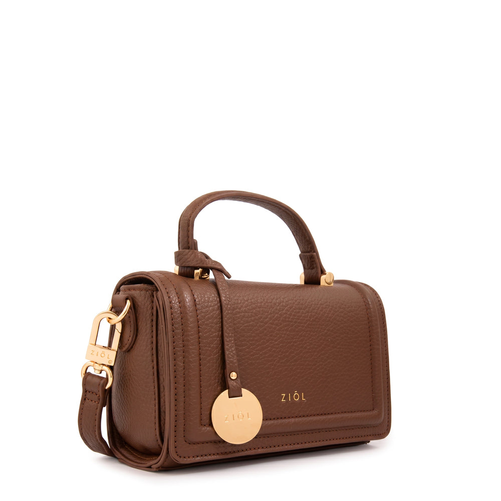 Cartera bandolera con tapa bruna café
