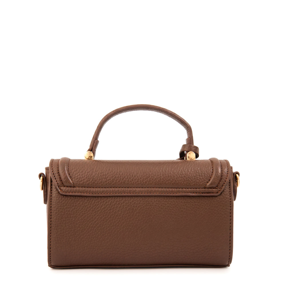 Cartera bandolera con tapa bruna café
