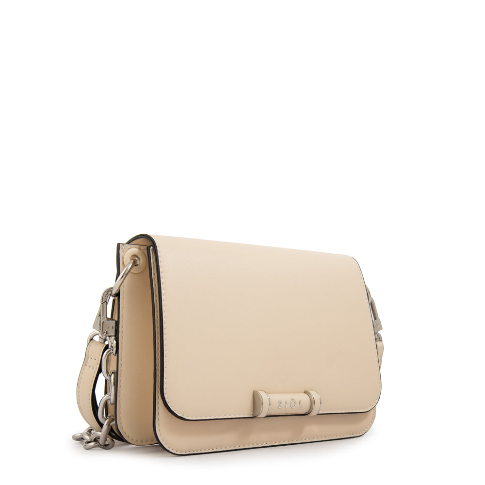 Cartera bandolera con tapa karina mediana blanco crudo