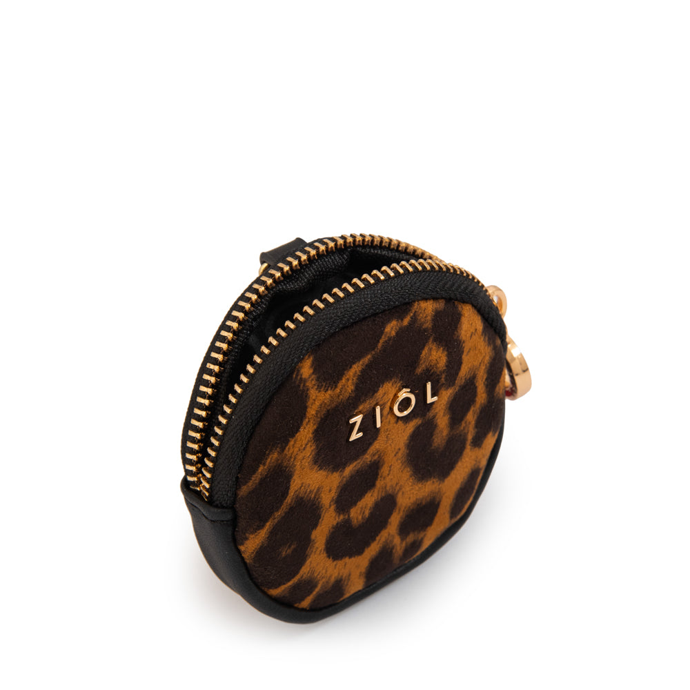 Hanging zerion camel